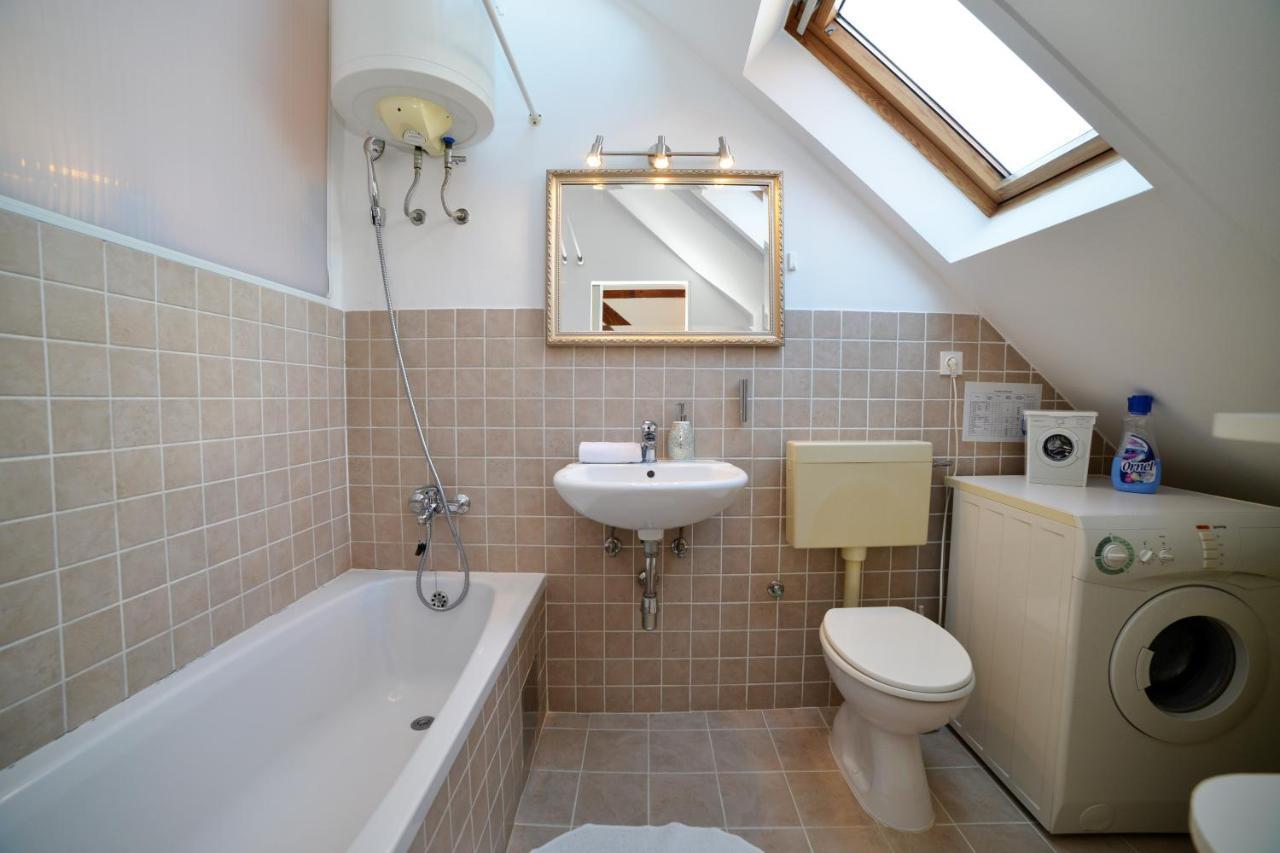 Studio Apartment White Zagreb Buitenkant foto