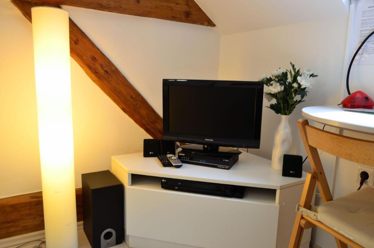 Studio Apartment White Zagreb Buitenkant foto